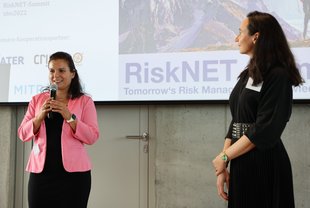 Claudia Howe (Mitratech) präsentiert die Workshop-Ergebnisse