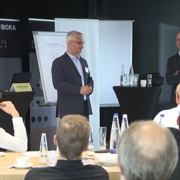 Dialog zwischen Markus Dreimann (sennheiser) und Frank Romeike (RiskNET) beim RiskNET Summit 2021